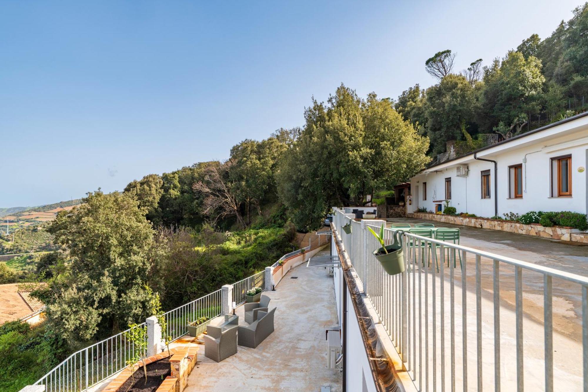 Casa Jerzu S'Essia De Su Santu Villa Exterior photo
